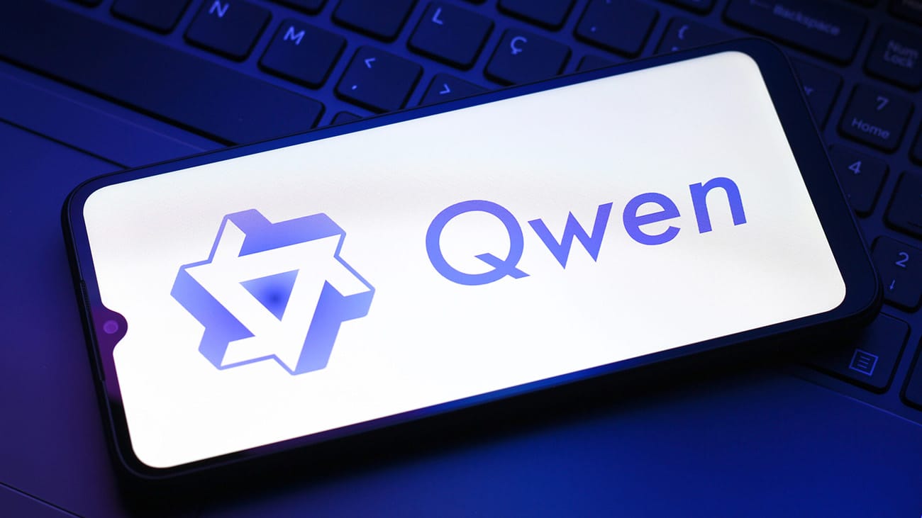 🛎️ White House Targets Qwen