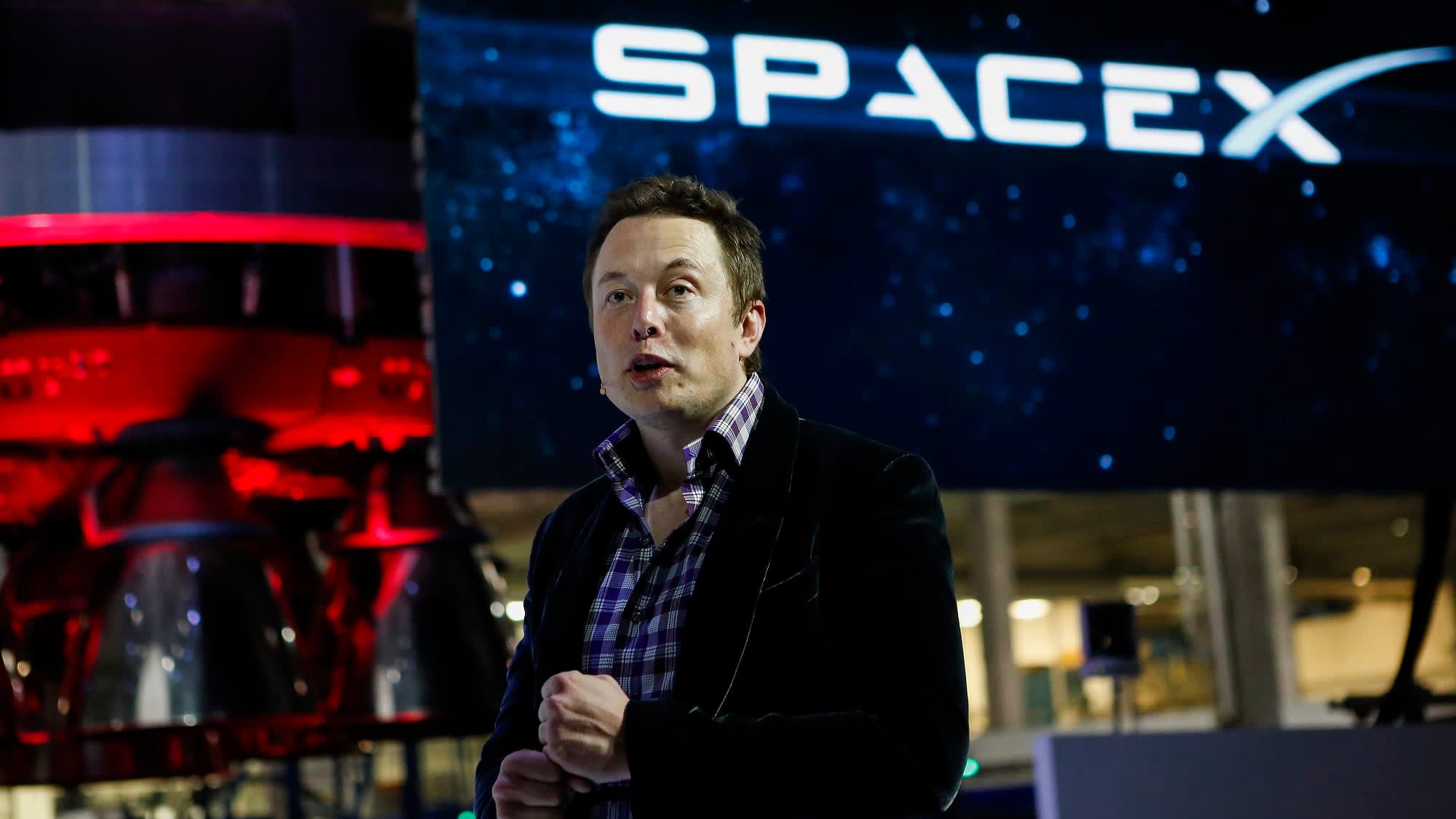 ⛵ SpaceX Plots IPO