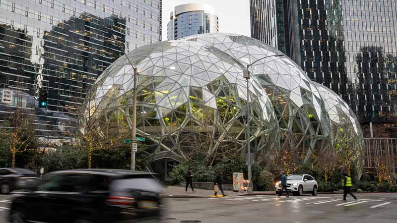 ⛵ Seattle Blocks Data Centers