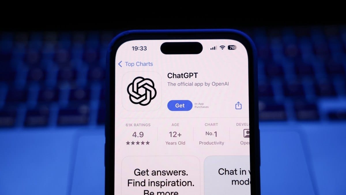 ChatGPT market share