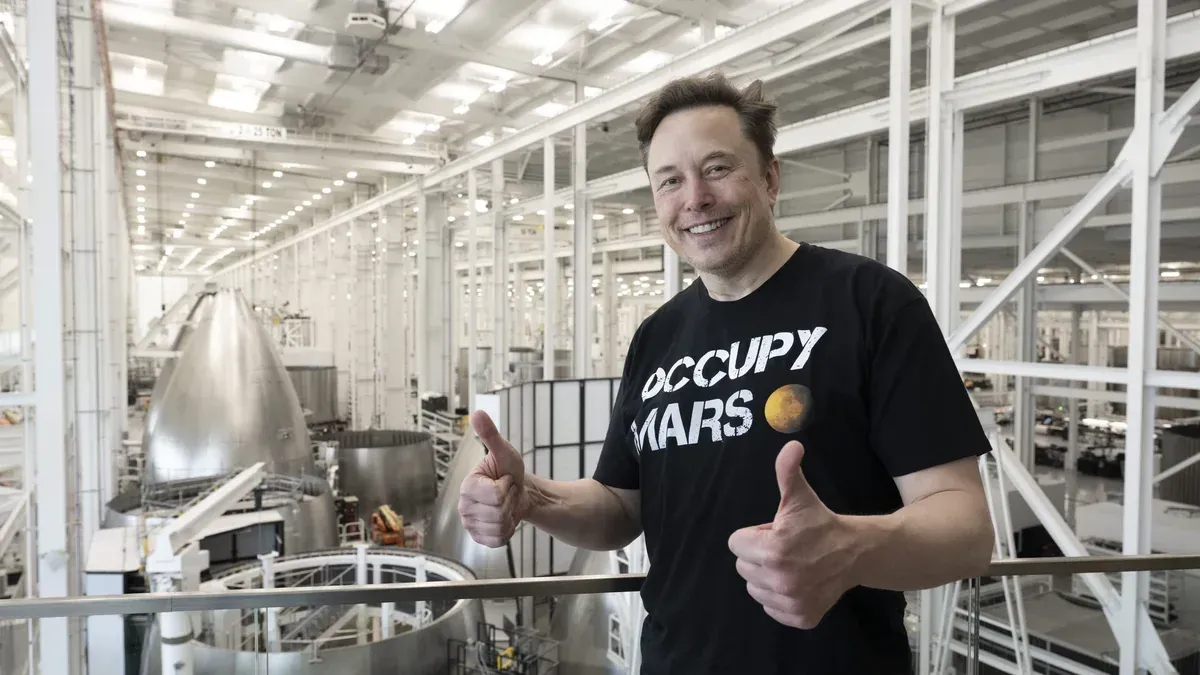 ⛵ Trillion-Dollar Musk