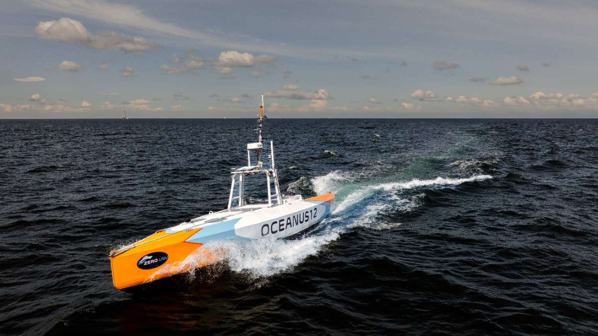 Robot Boats Launch Smaller Robots