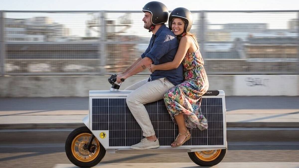 ⚙️ Scooter Drinks Its Own Sun