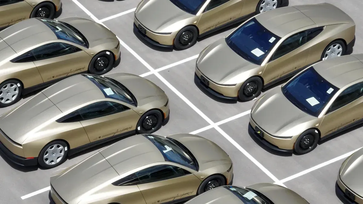 ⛵ Tesla Finally Launches Cybercab