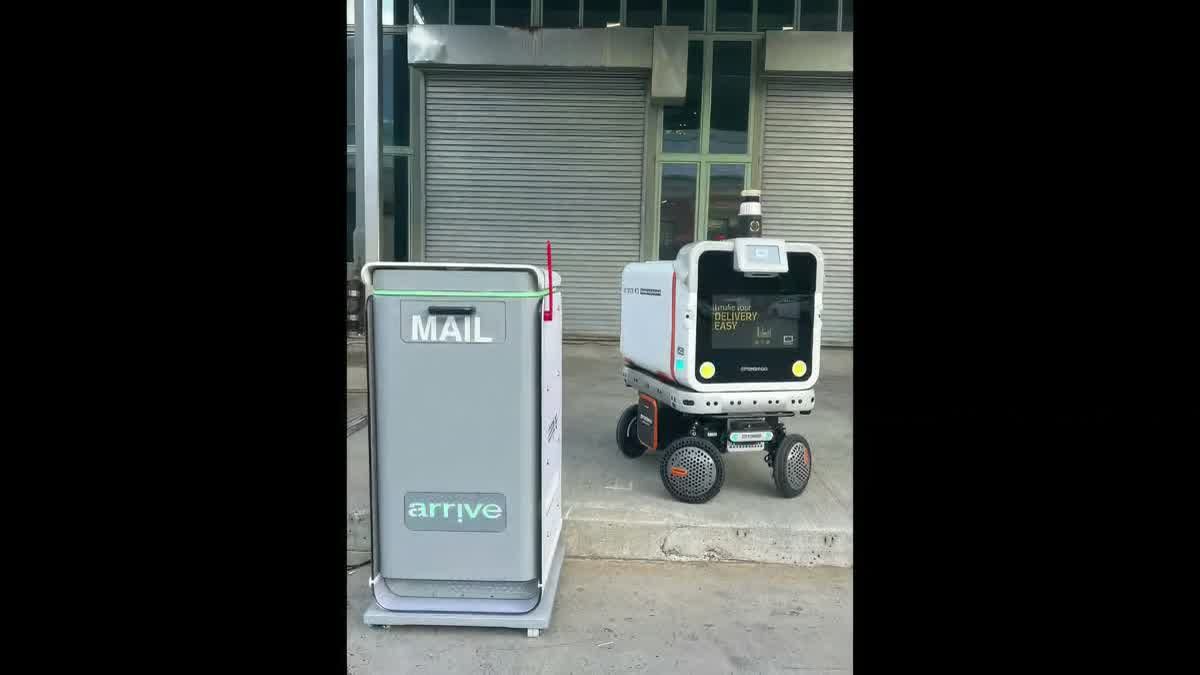 Arrive Point with autonomous delivery robot