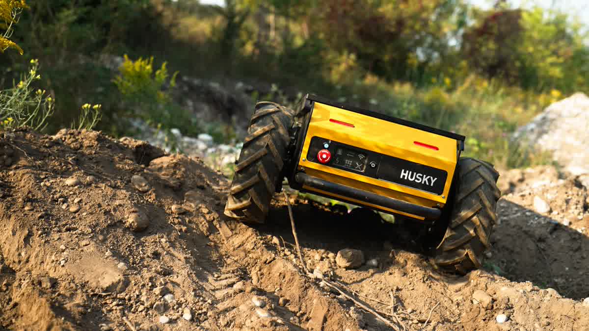 Clearpath Husky robot on rough terrain