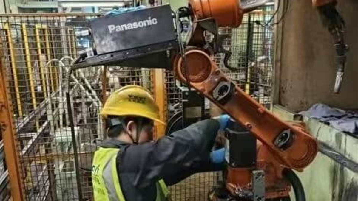 Rust Meets Its Robot Crew