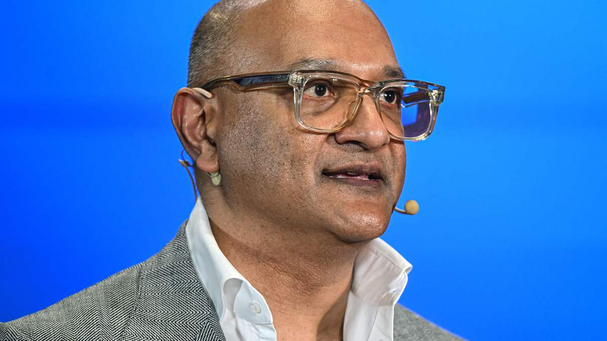 📍An Agent Cuts Cisco President’s Bills